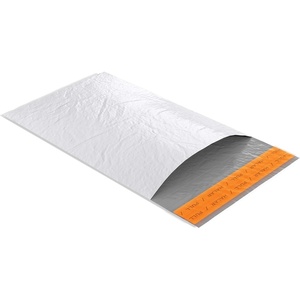 Staples Poly Mailers, 14.5” x 19”, White — 250/Case